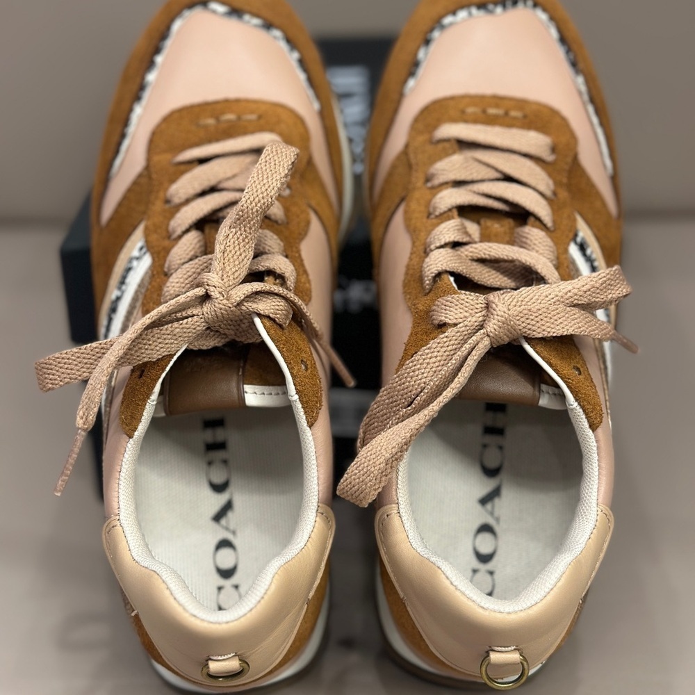 Coach C118 Leather Patchwork Runner Sneakers - Picture 10 of 10